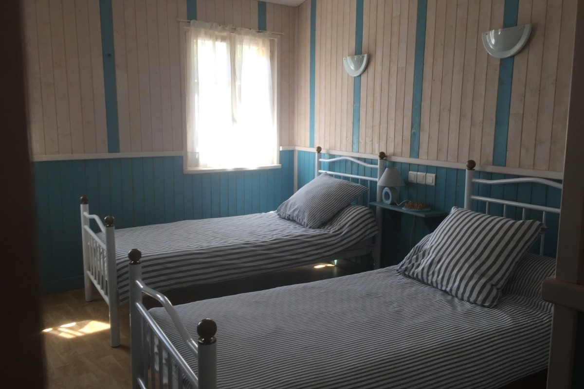 chambre bleue avec 2 couchages