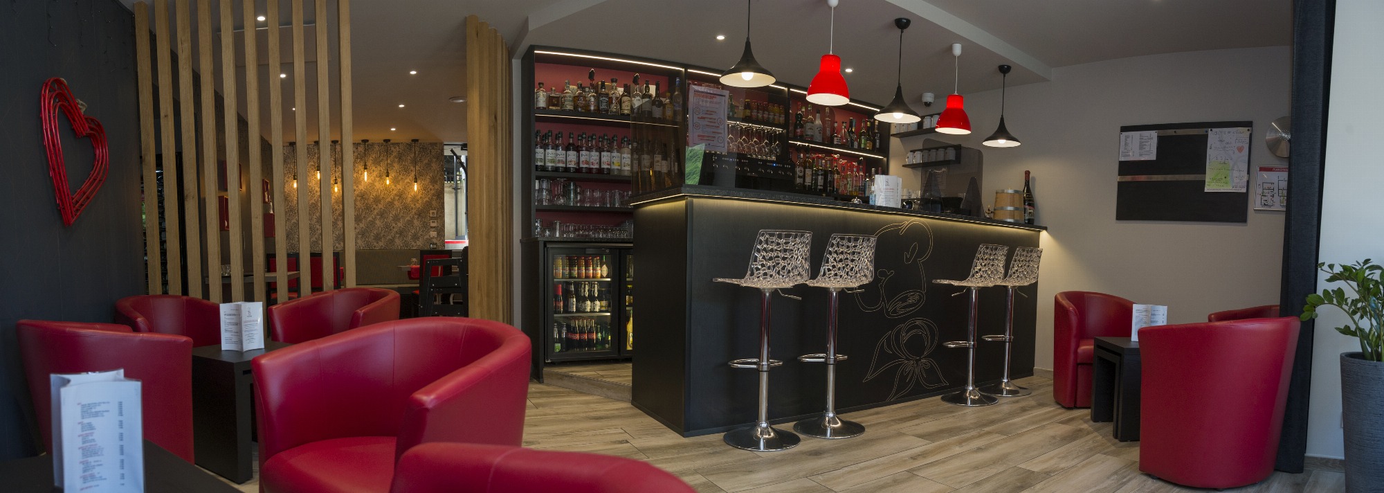 Bar à vins et salon