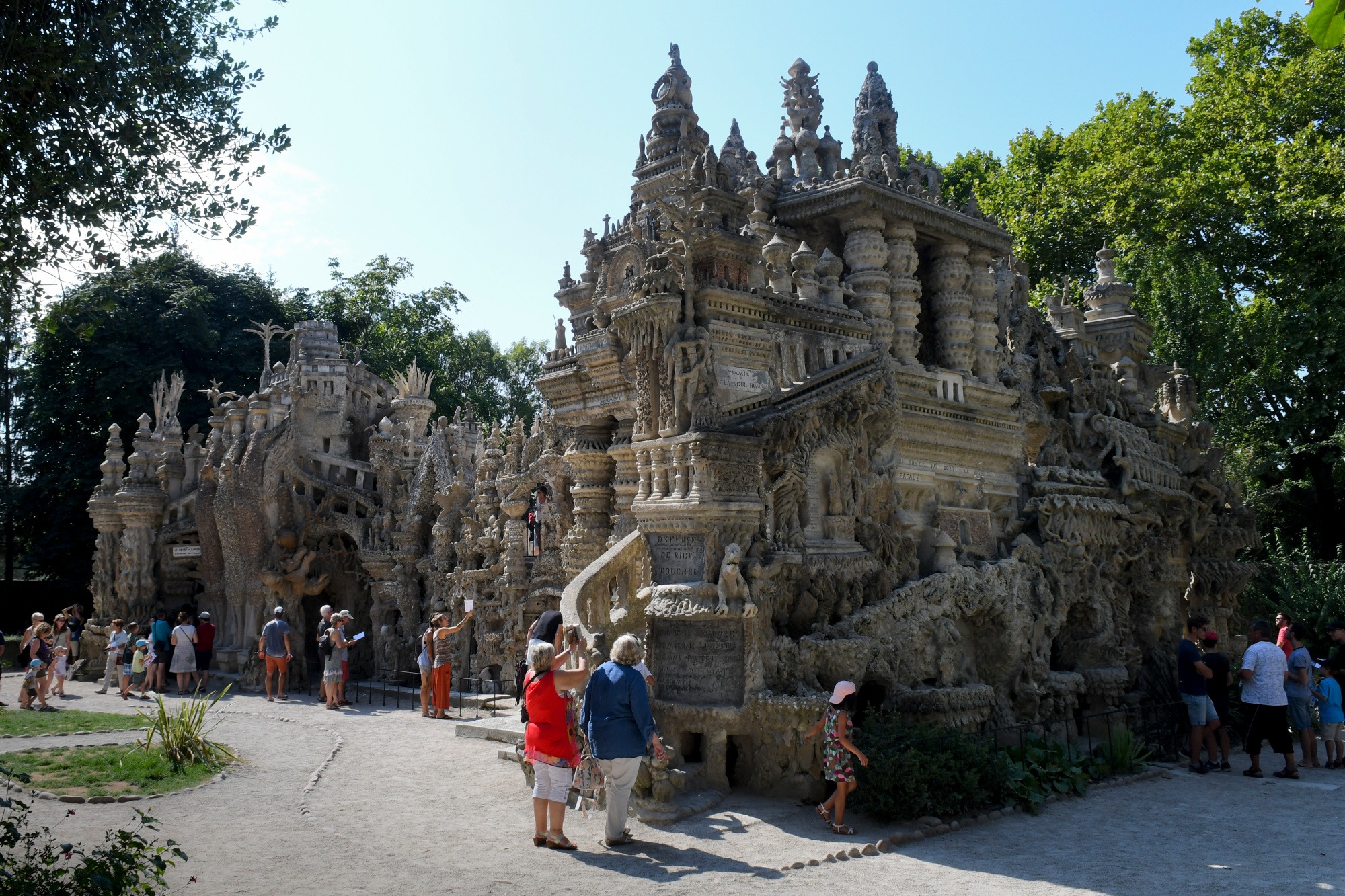 Palais idéal du facteur Cheval
