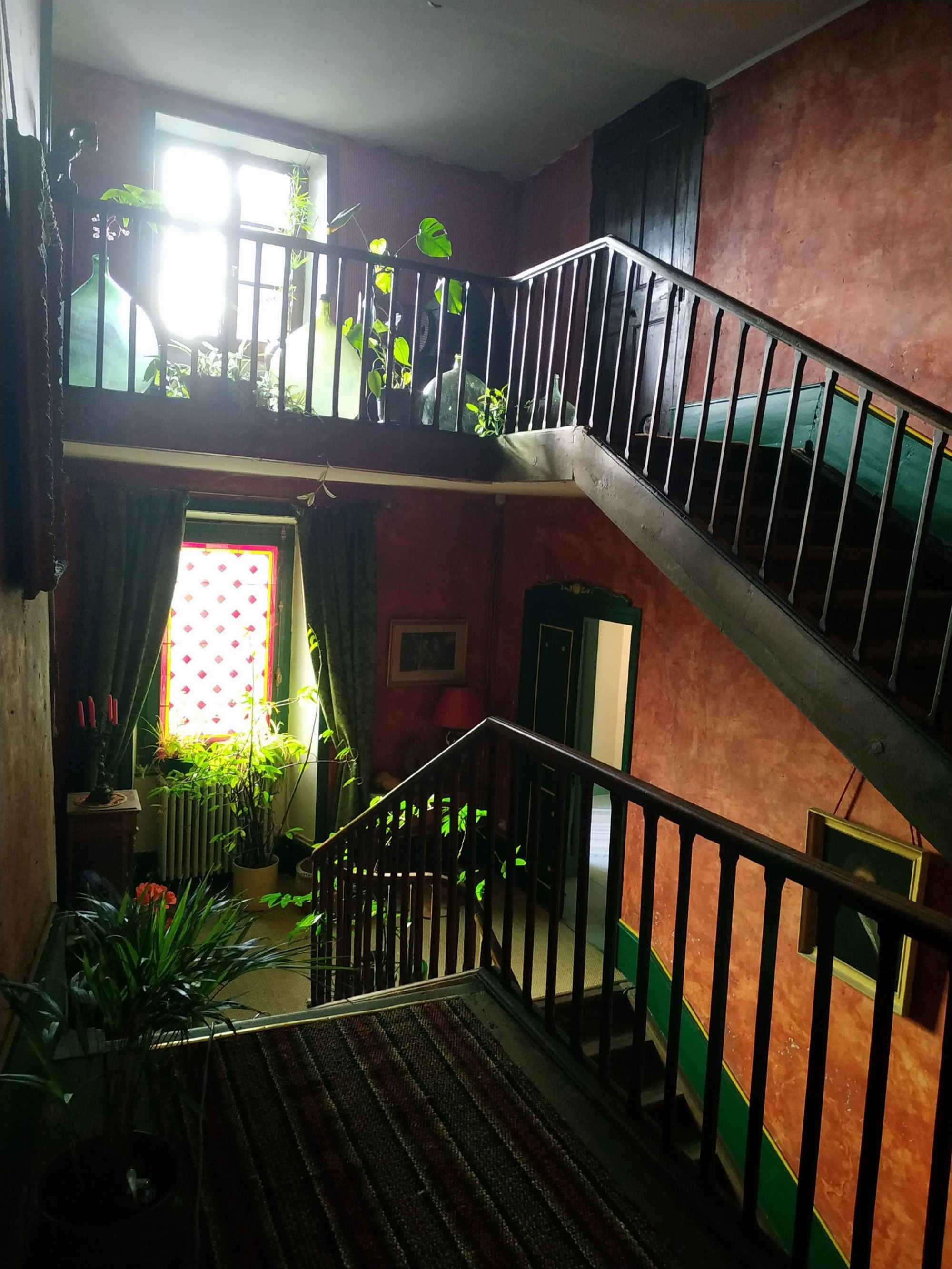 Escaler déservant les chambres