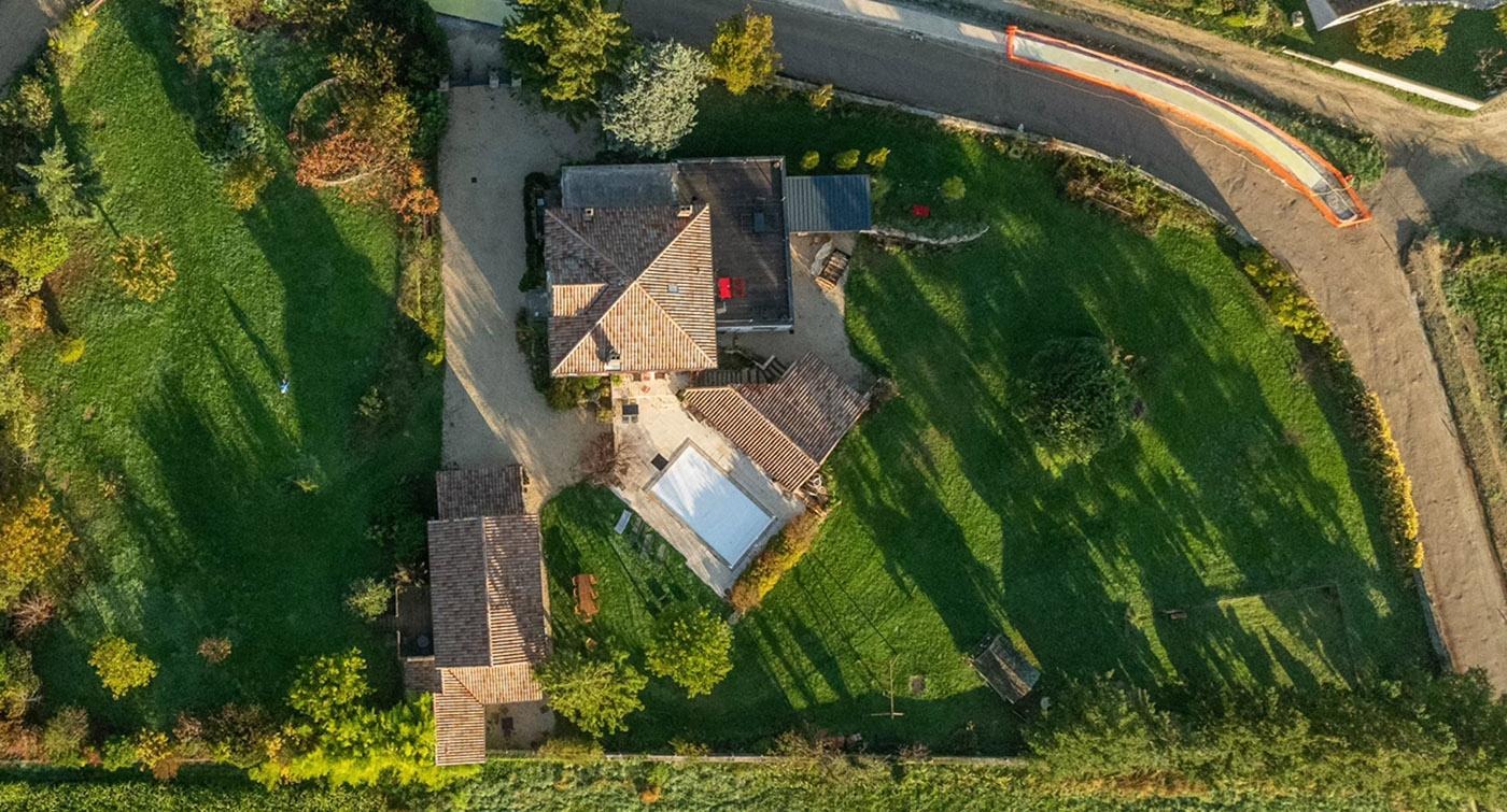 Vue du ciel La Pradella chambres d'hôtes Ardèche verte