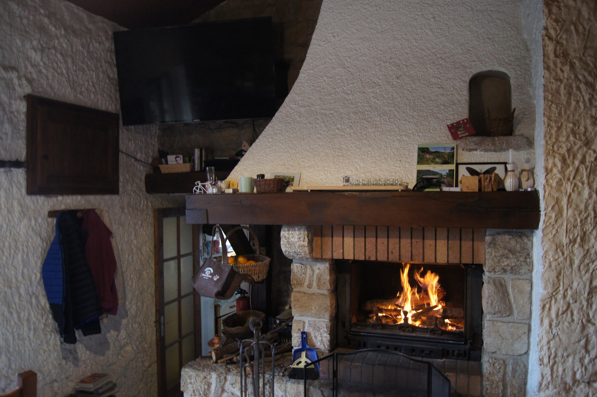 Coin salon - cheminée