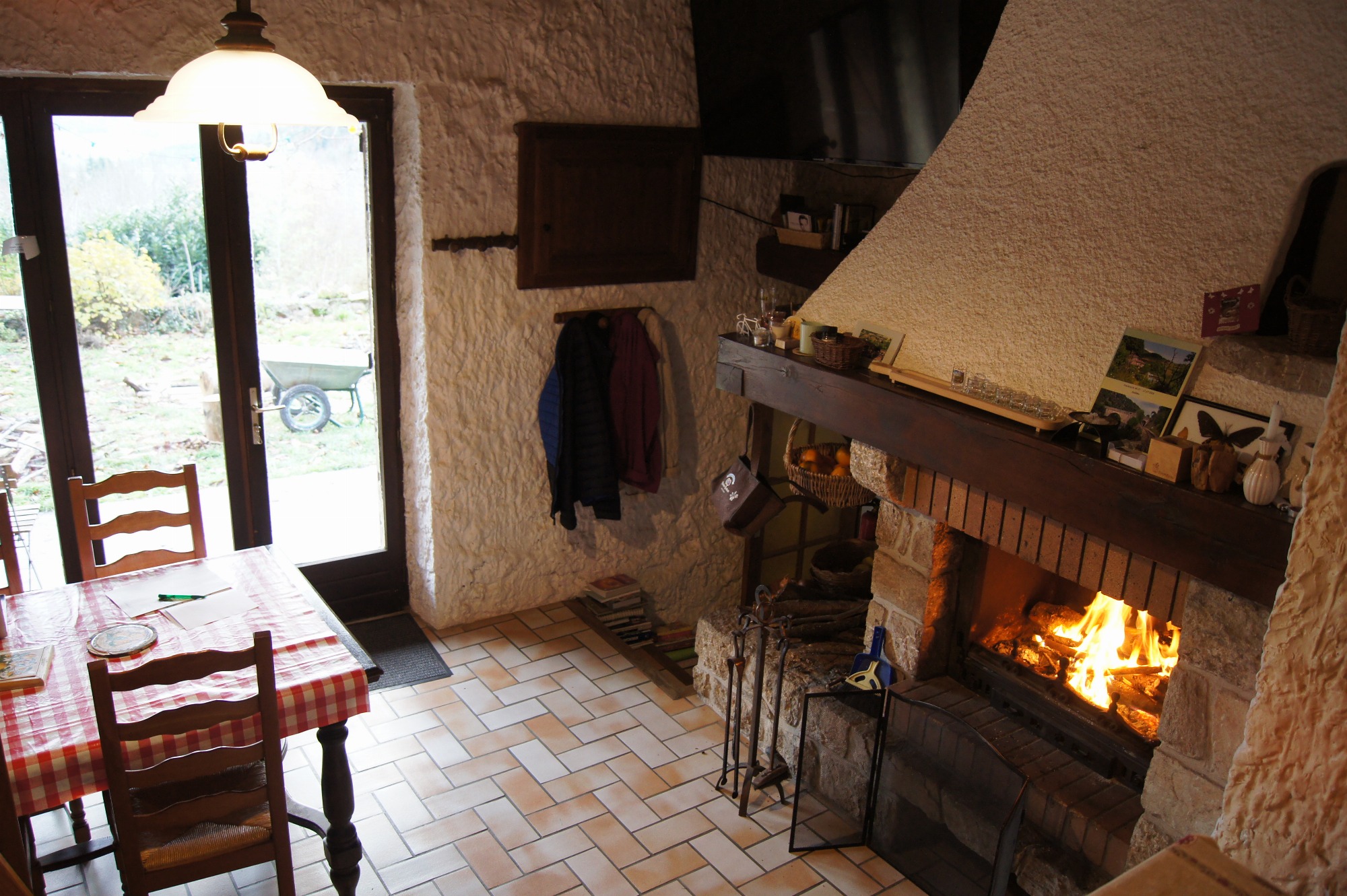 Coin salon - cheminée