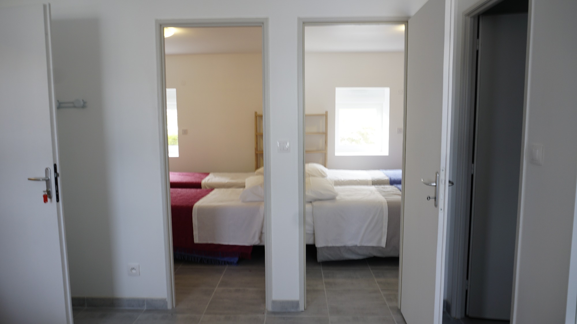 SUITE FAMILLE-CHEZMARY