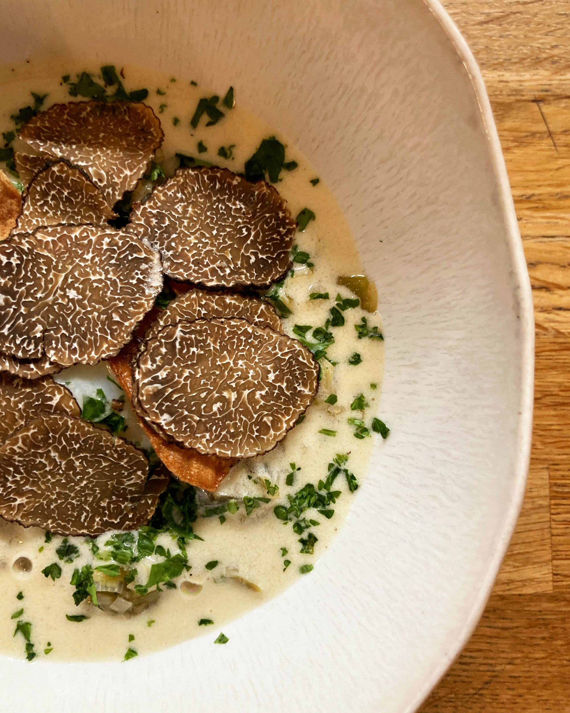 truffe melanosporum maison roche oeuf ferme des chevaliers