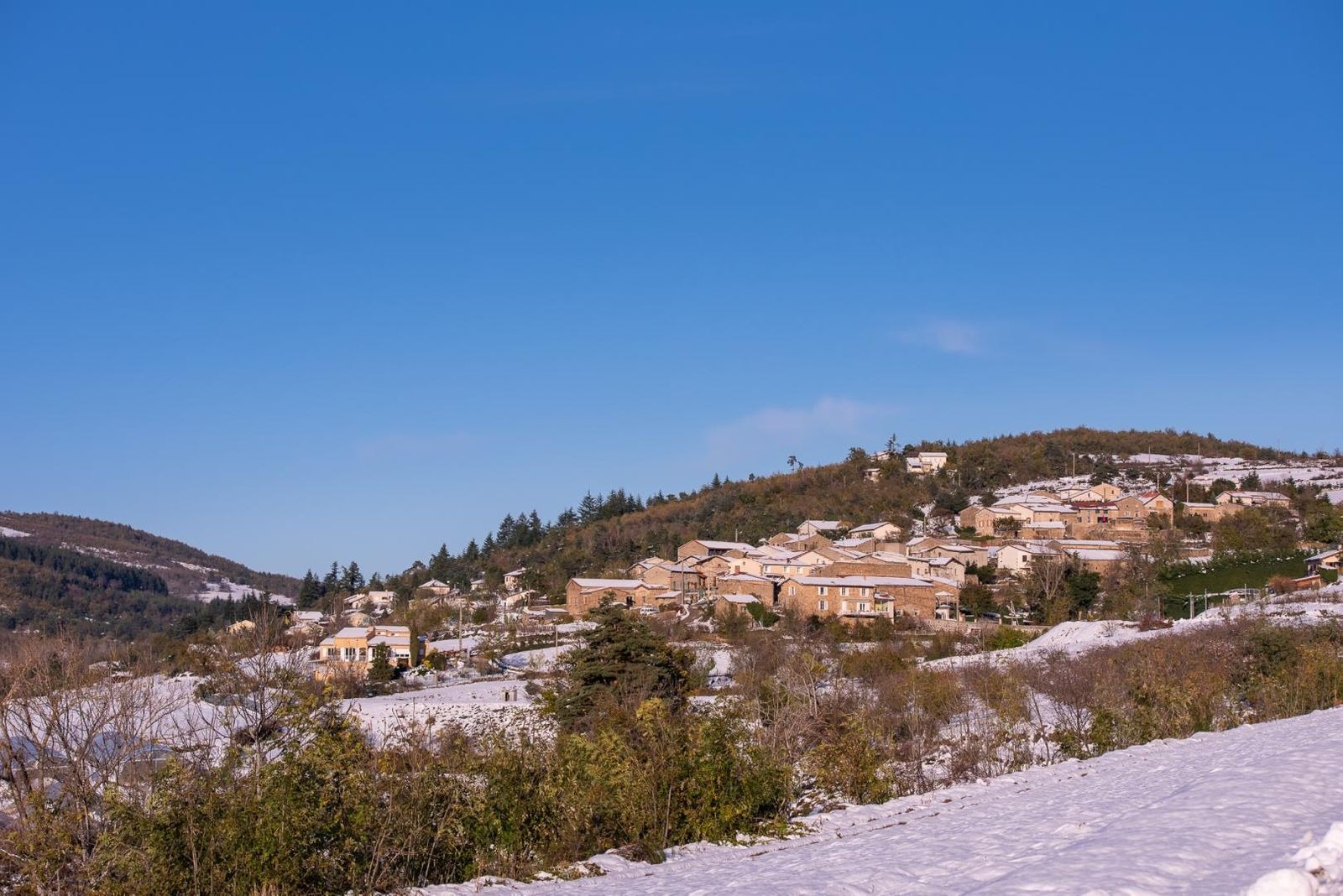 Le village de Samoyas en hiver! 