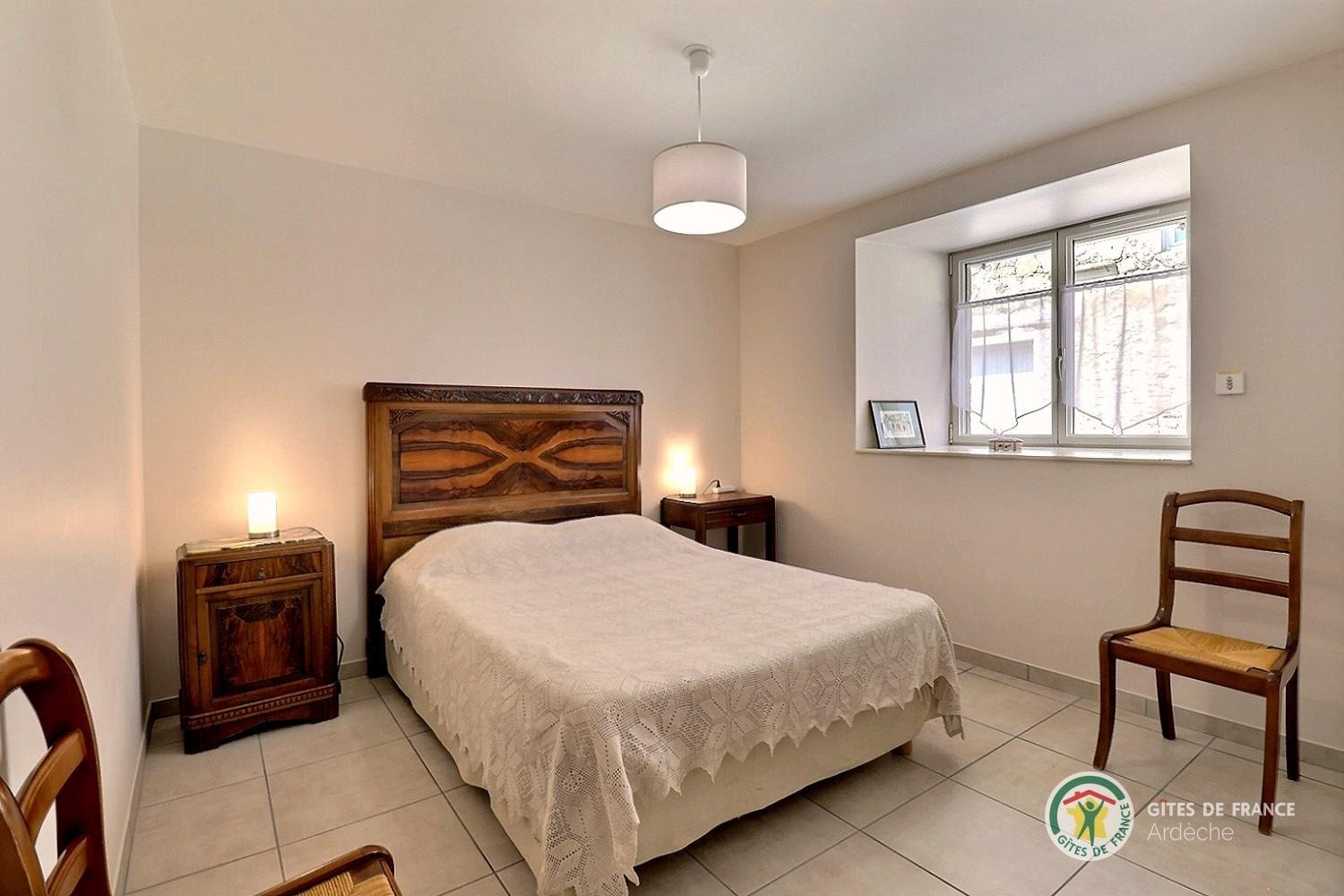 Chambre adaptée pour PMR au rdc