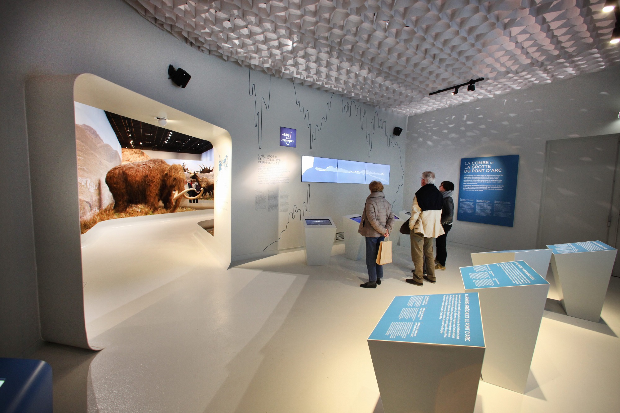 Galerie de l'Aurignacien - Grotte Chauvet 2 Ardèche