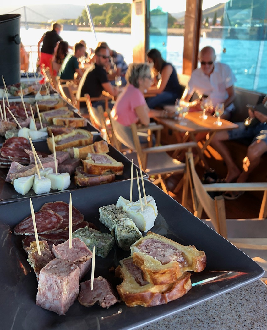 dégustation vin Canotier