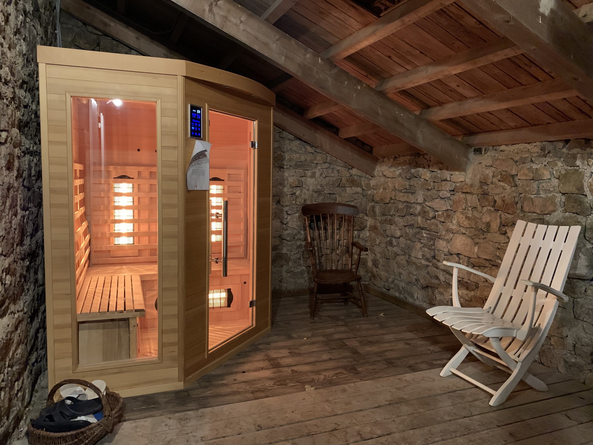 Sauna : vue sur la forêt