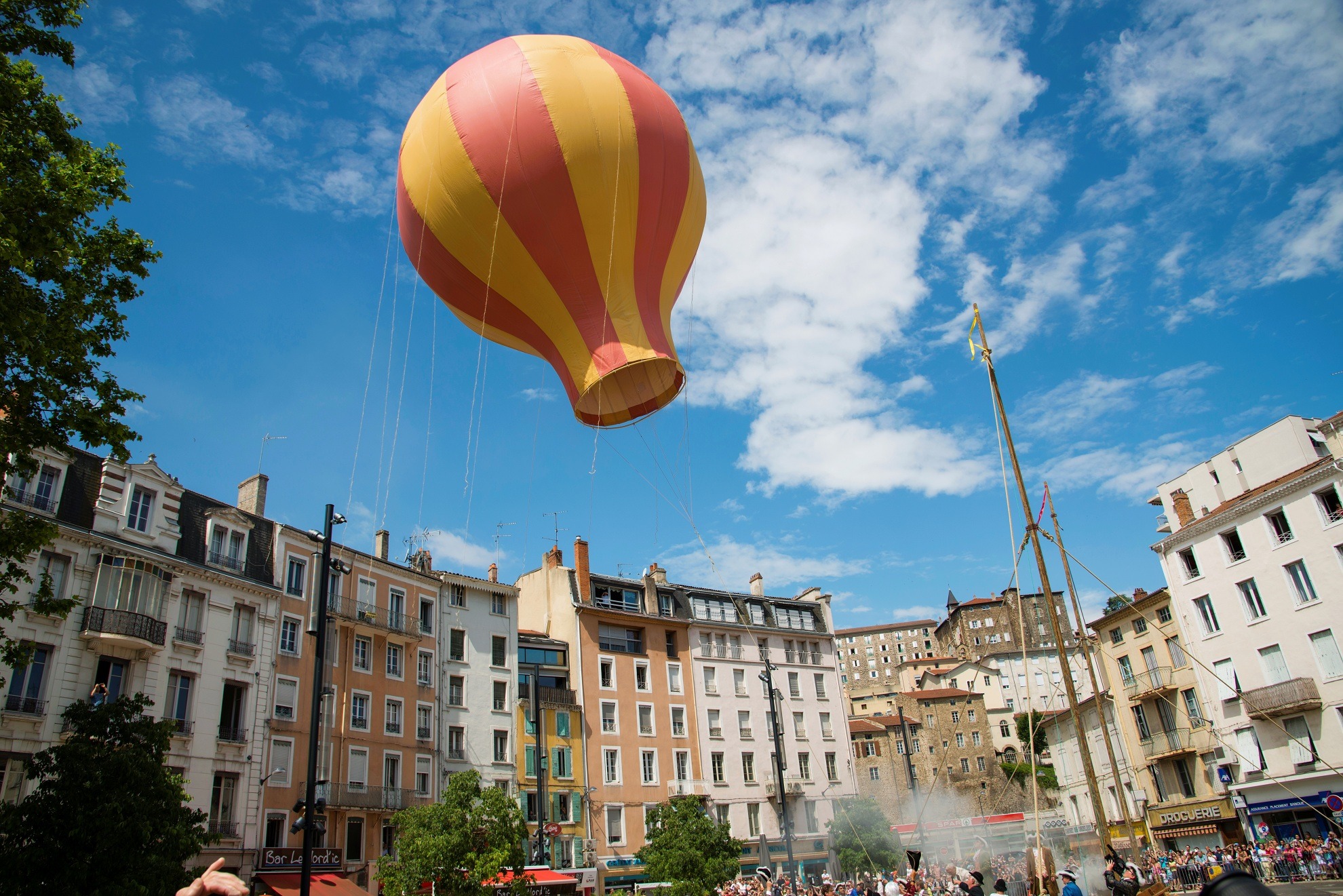 Reconstitution historique du Premier Envol de Montgolfière_Annonay