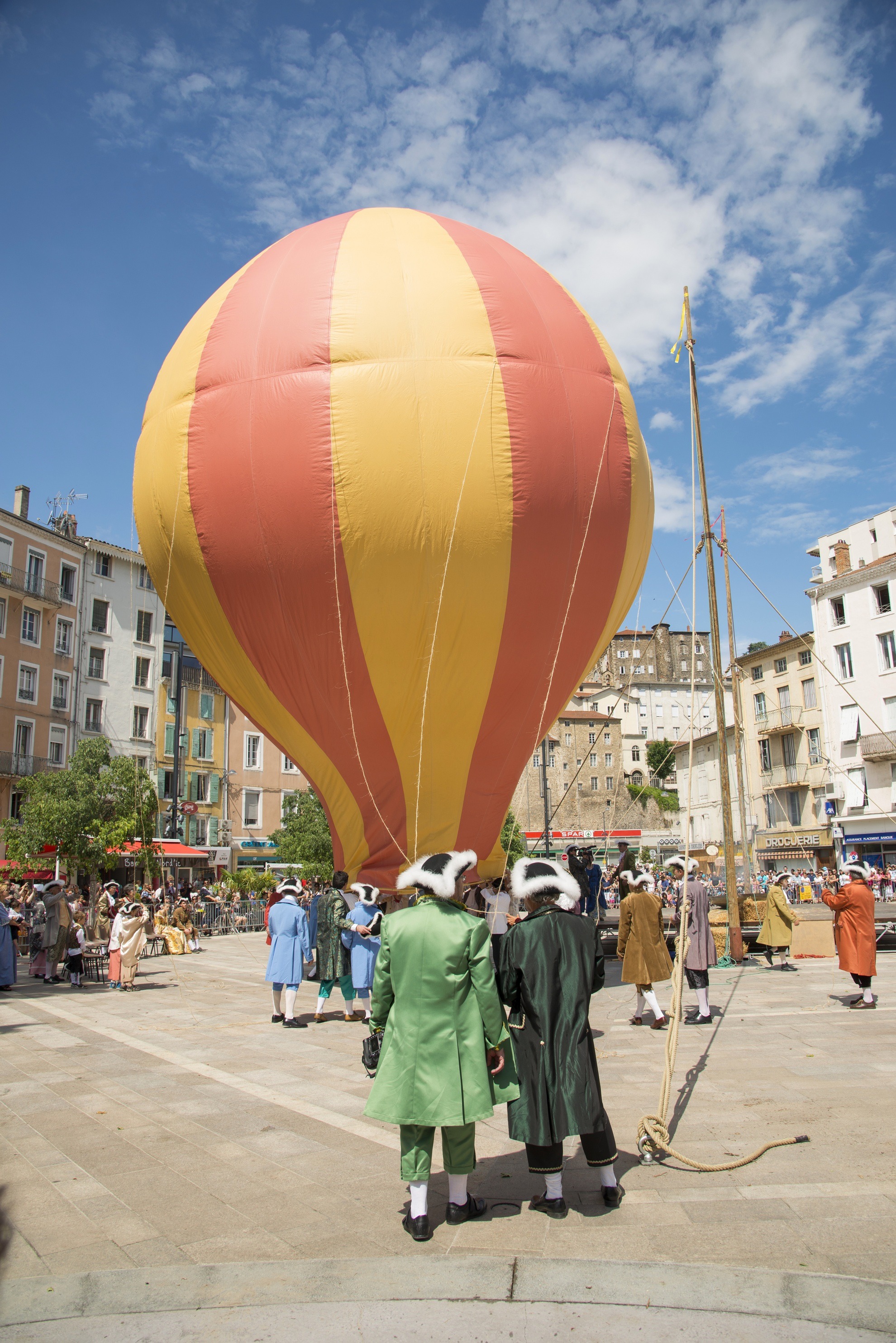 Reconstitution historique du Premier Envol de Montgolfière_Annonay