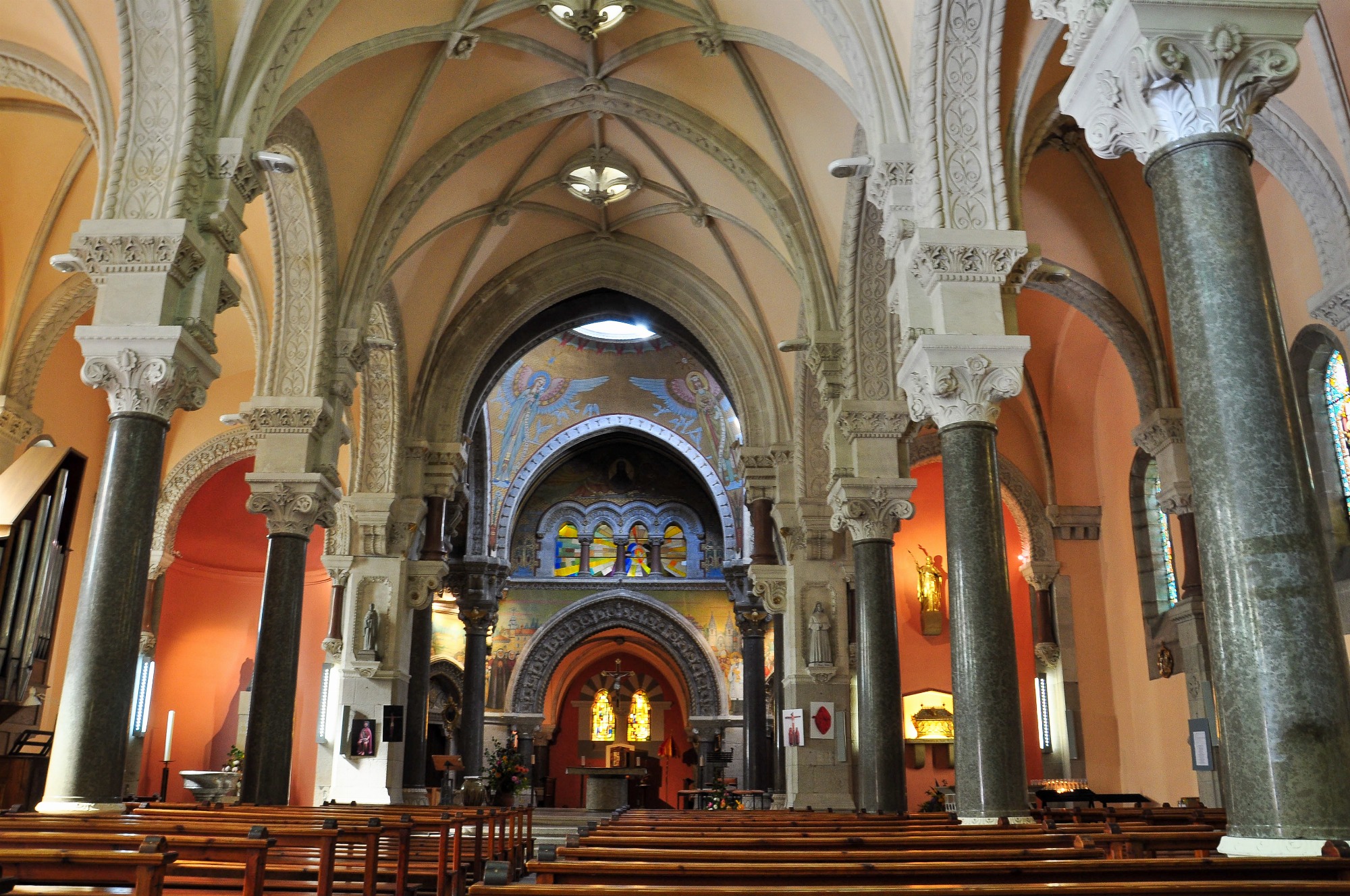 la basique de Lalouvesc