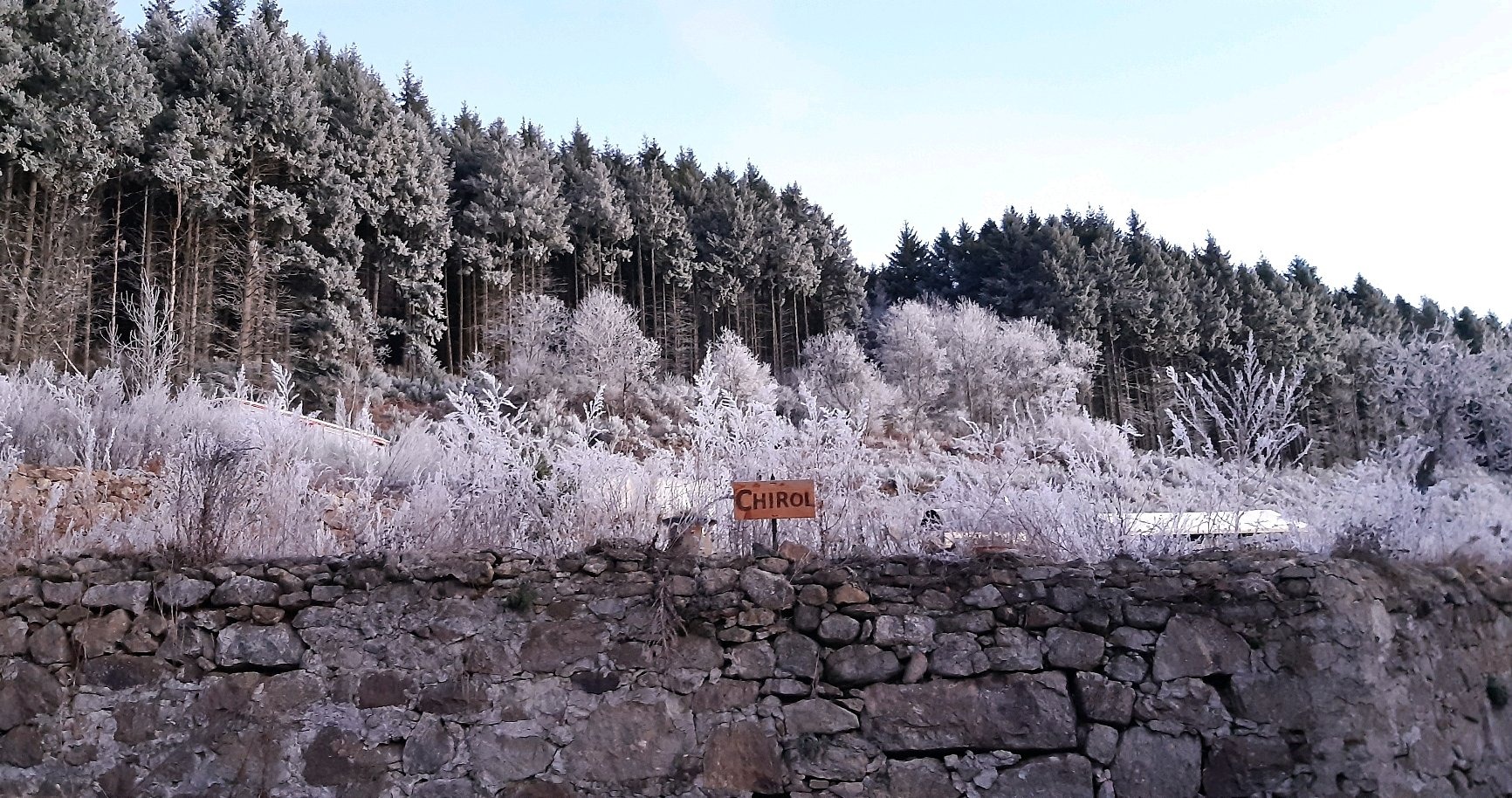 Chirol sous la neige