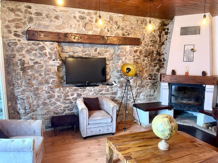 Maison chaleureuse et rustique_Annonay