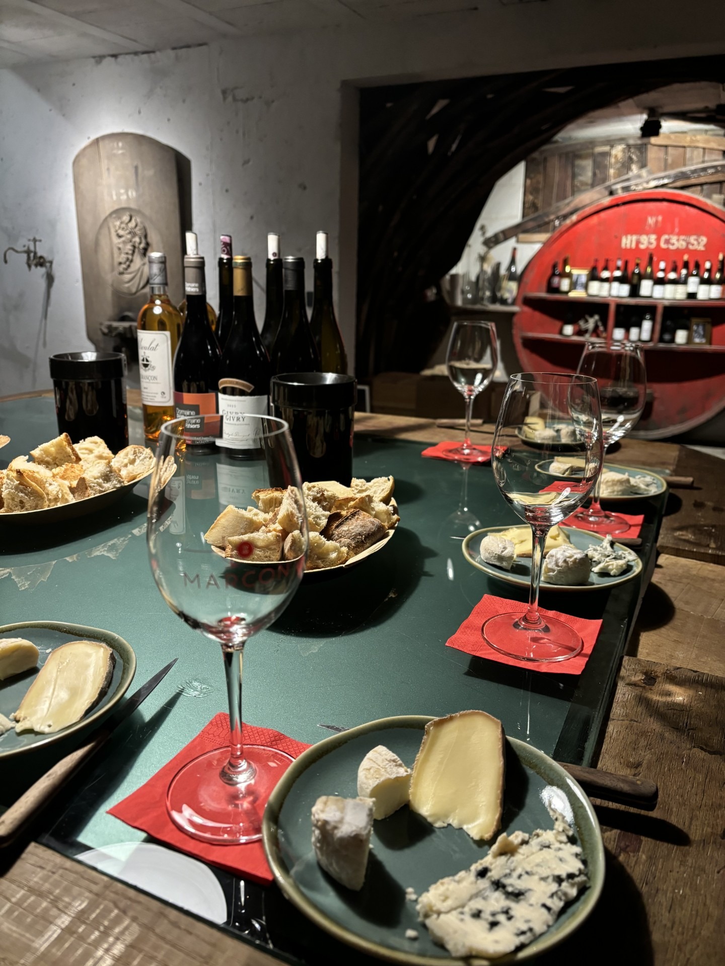 Atelier dégustation vins et fromages_Saint-Bonnet-le-Froid