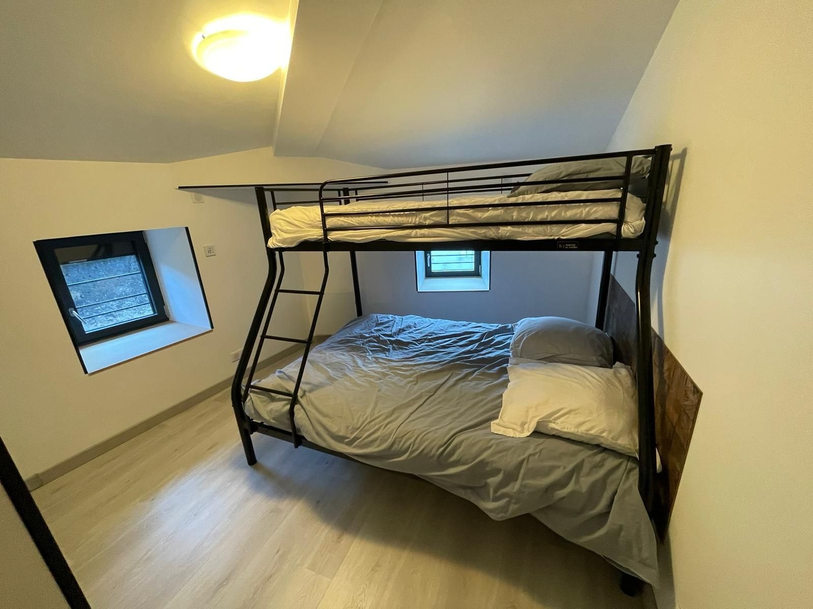 chambre pour trois