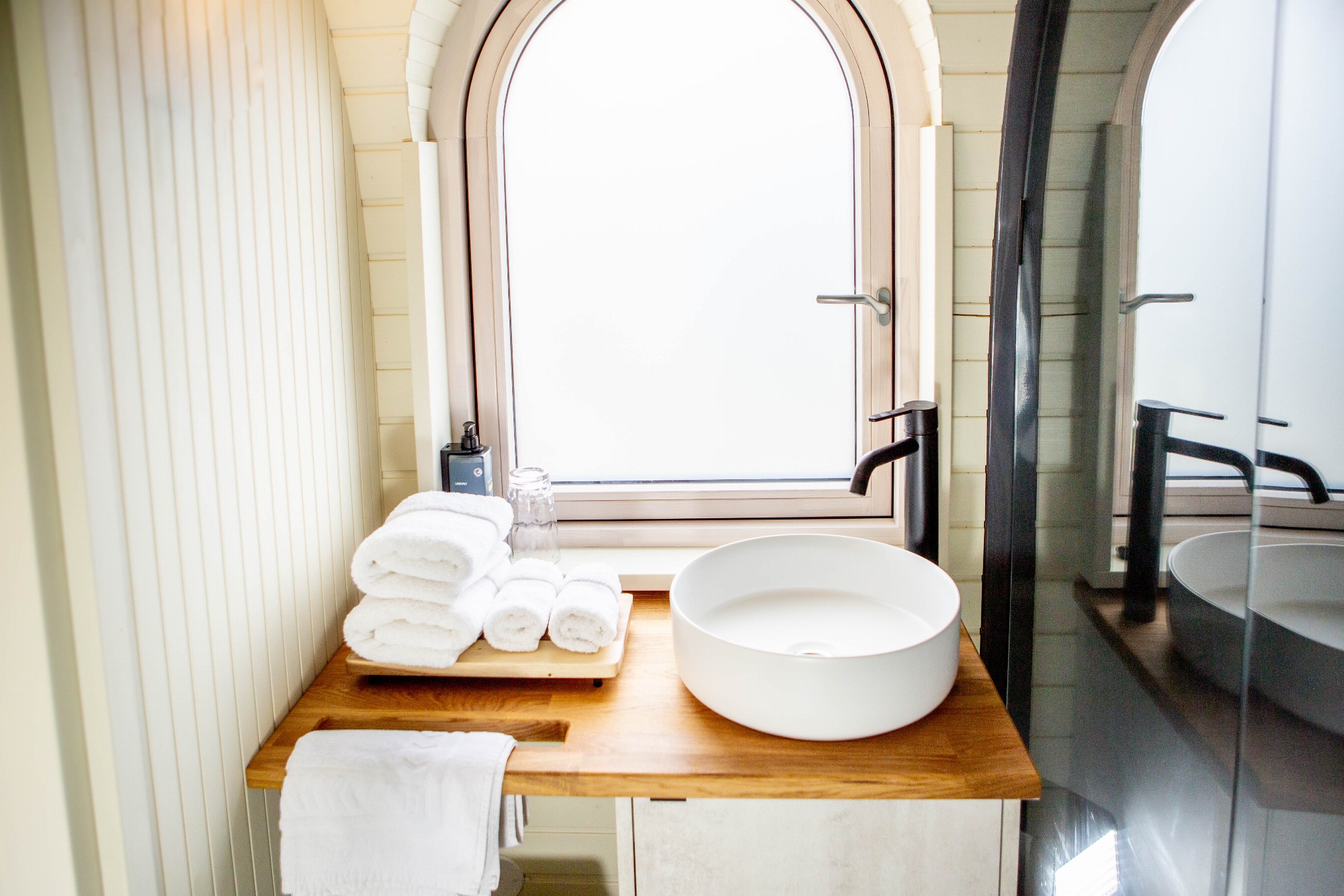 Les lodges au milieu des Ratons Laveurs_Peaugres