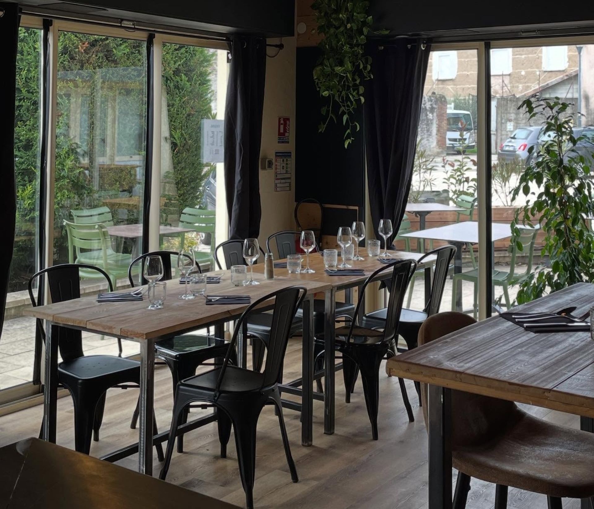 Restaurant le Comptoir de la Famille_Limony