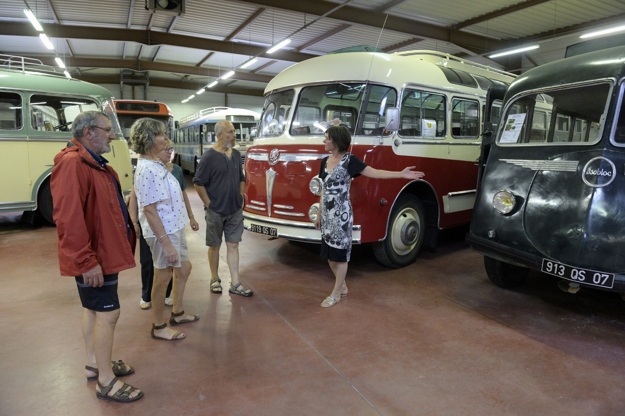 Visite couplée Musée du Car et Château de la Rivoire_Vanosc