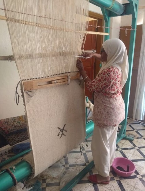 Exposition et vente de tissage et broderie fait main_Lalouvesc