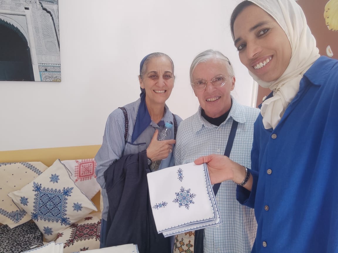 Exposition et vente de tissage et broderie fait main_Lalouvesc