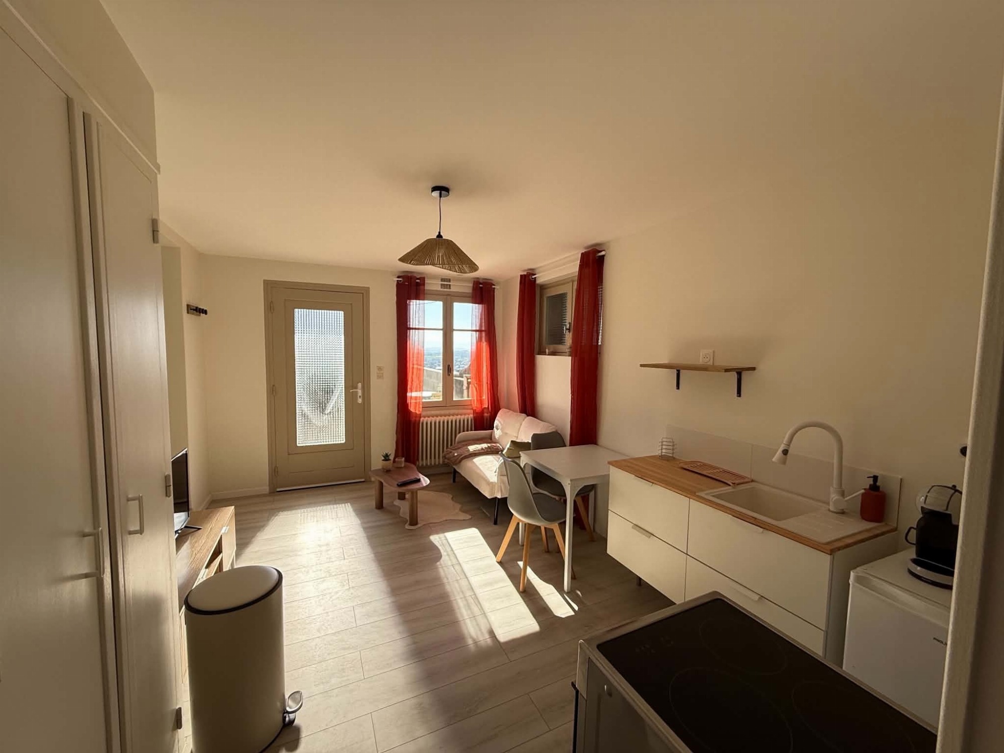 Charmant studio cosy au cœur de Félines_Félines