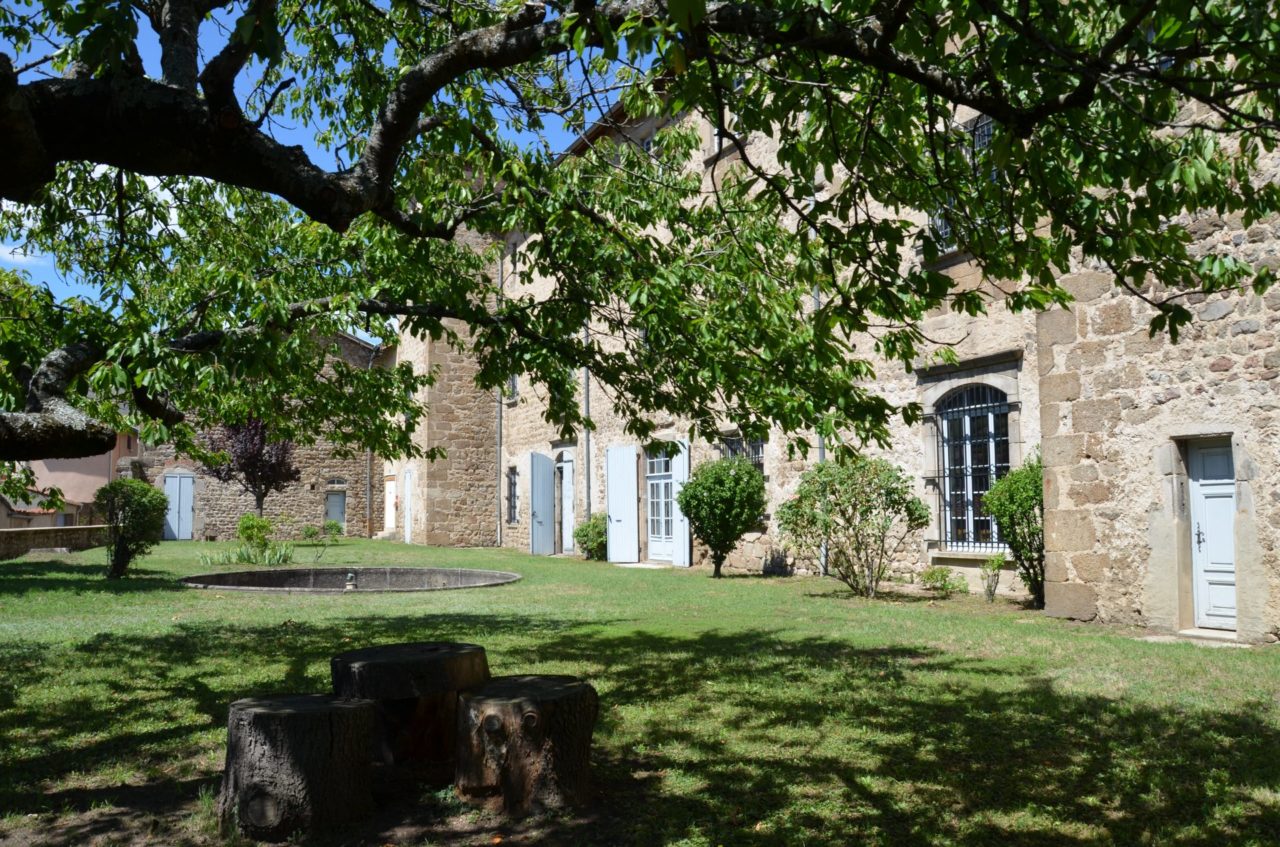 une location gite de groupe en Ardèche